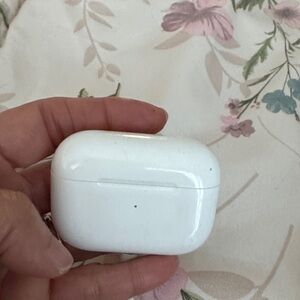 Apple White Earbud Headphones